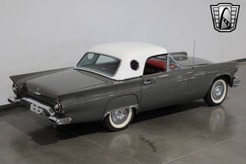 1957 Ford Thunderbird