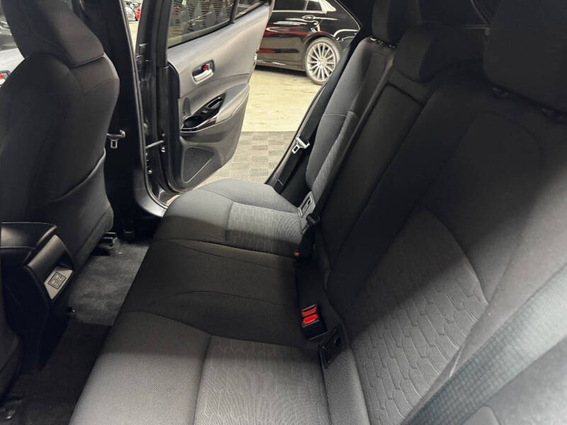 2024 Toyota Corolla Hatchback SE