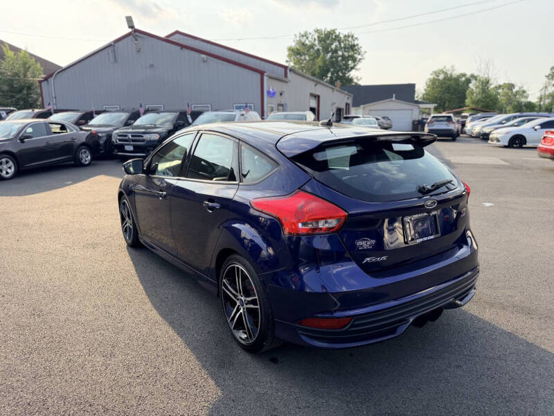 2017 Ford Focus ST
