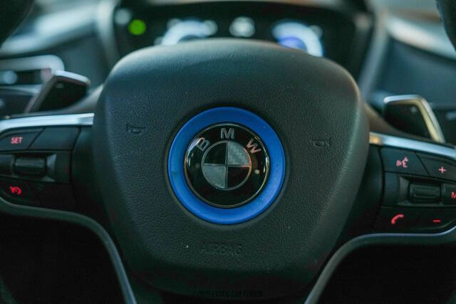 2017 BMW i8