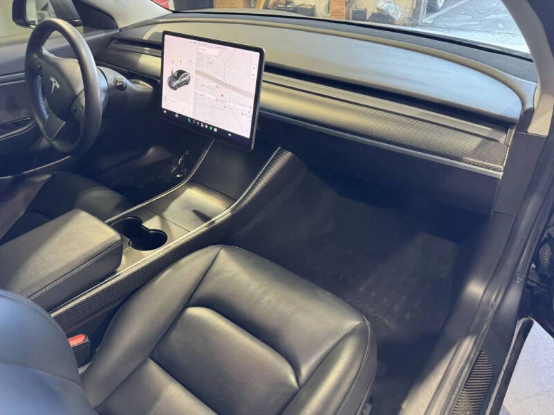 2020 Tesla Model 3 Performance