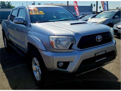 2015 Toyota Tacoma for sale at ATWATER AUTO WORLD in Atwater CA