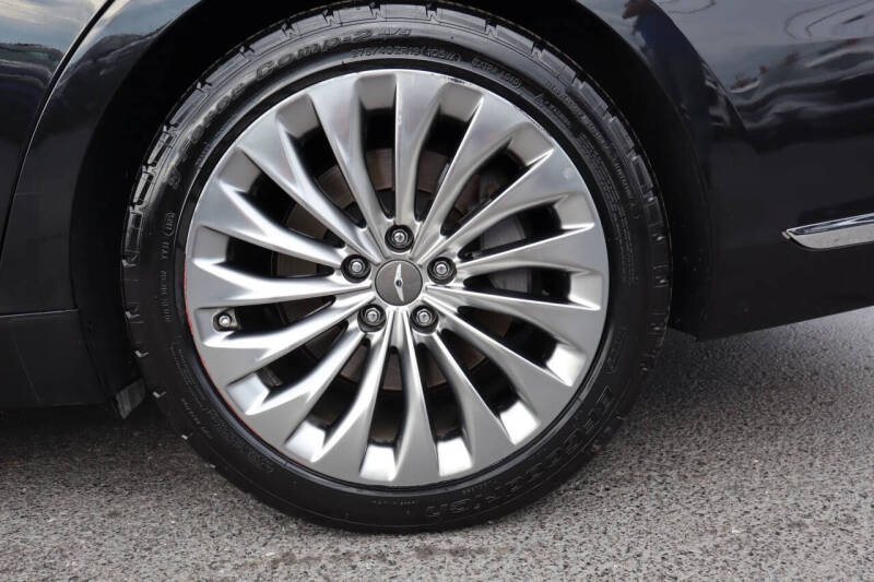 2019 Genesis G90