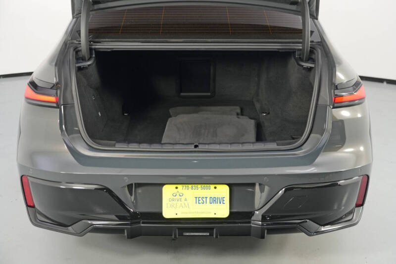 2024 BMW i7 eDrive50