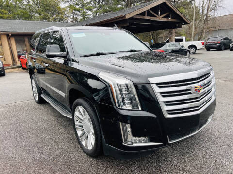 2016 Cadillac Escalade for sale at Classic Luxury Motors in Buford GA