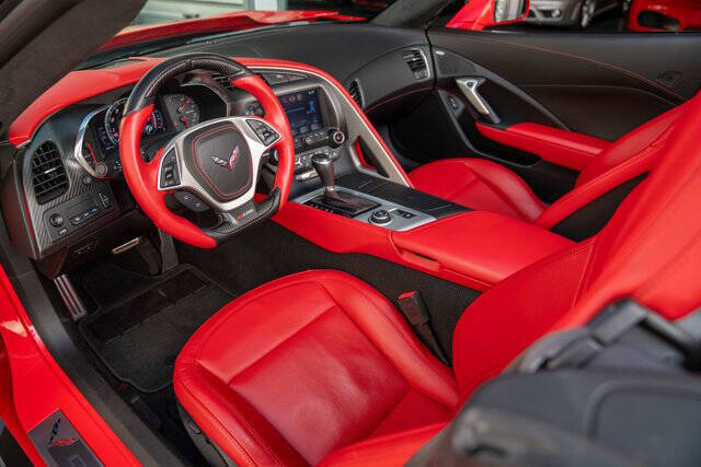 2015 Chevrolet Corvette 12
