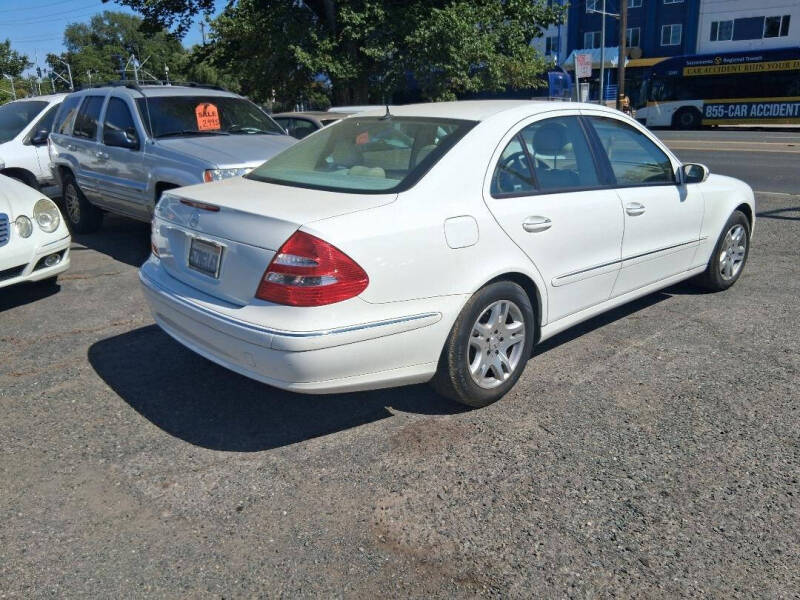 2005 Mercedes-Benz E-Class E 320
