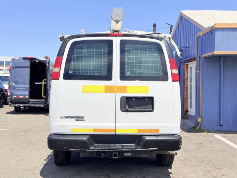2013 Chevrolet Express 2500