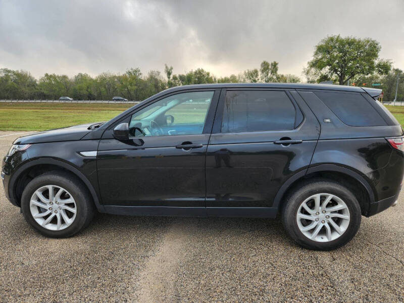 2017 Land Rover Discovery Sport HSE photo 7