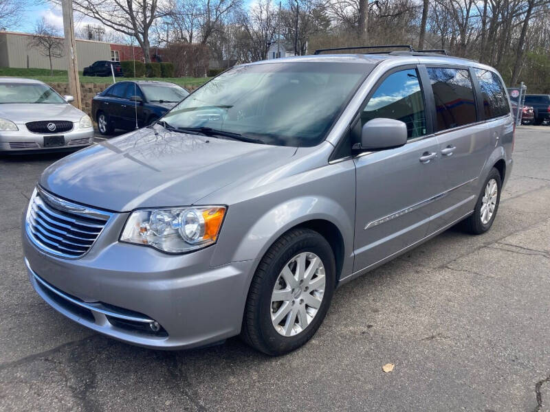 2016 Chrysler Town and Country for sale at Borderline Auto Sales in Loveland OH