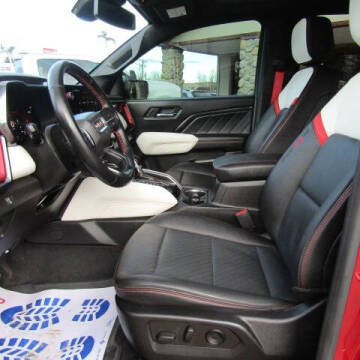 2023 GMC Canyon AT4X