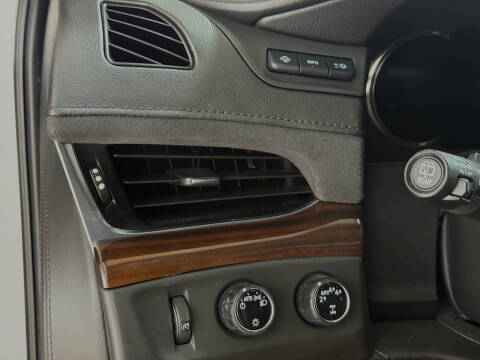 2020 Cadillac Escalade Luxury