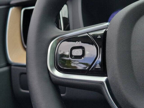 2026 Volvo XC60 B5 Core
