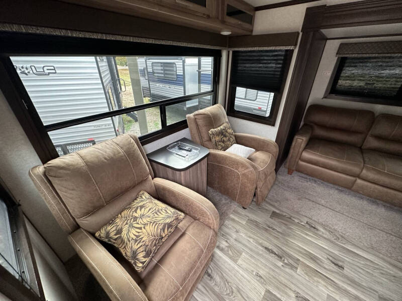 2018 FOR SALE!!  Jayco Jayfeather 27R