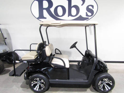 2018 E-Z-GO RXV Gas golf cart