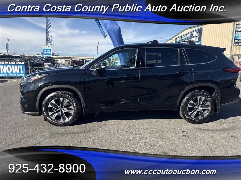 2021 Toyota Highlander XLE