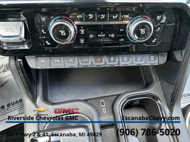 2025 GMC Sierra 1500 AT4X