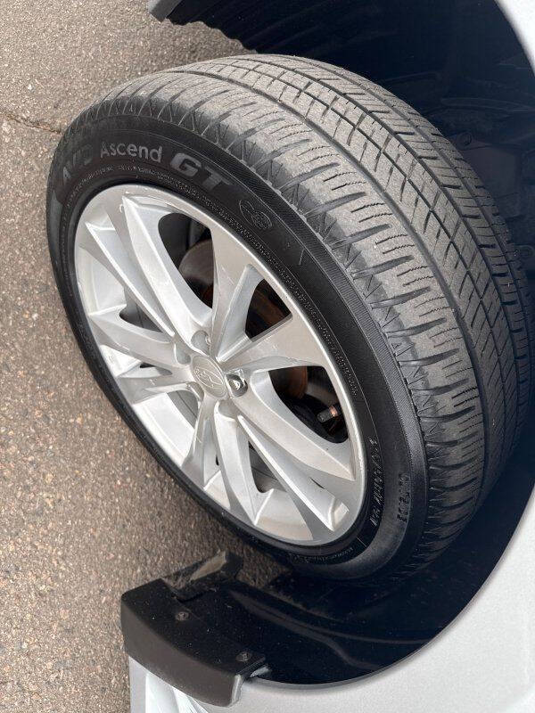 2013 Subaru Legacy 2.5i Premium