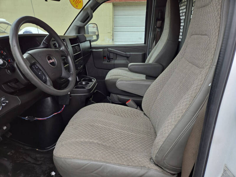 2018 GMC Savana 2500