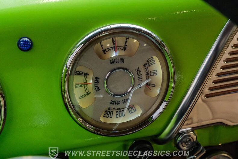 1951 Ford F-100