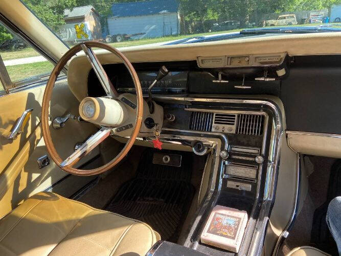 1966 Ford Thunderbird