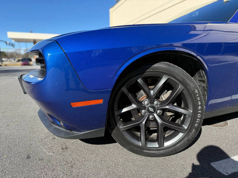 2019 Dodge Challenger SXT