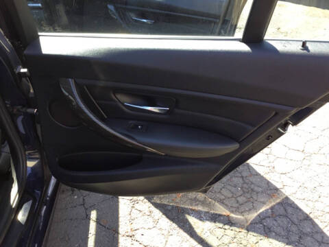 2012 BMW 3 Series 328i