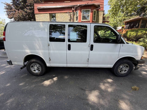 2021 Chevrolet Express 2500