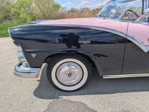1955 Ford Sunliner