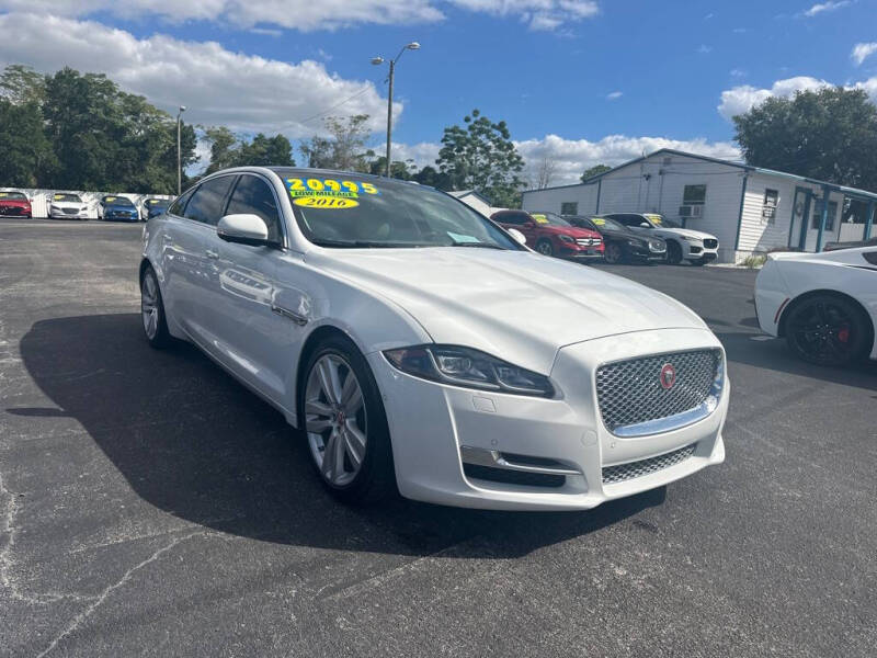 2016 Jaguar XJL Portfolio