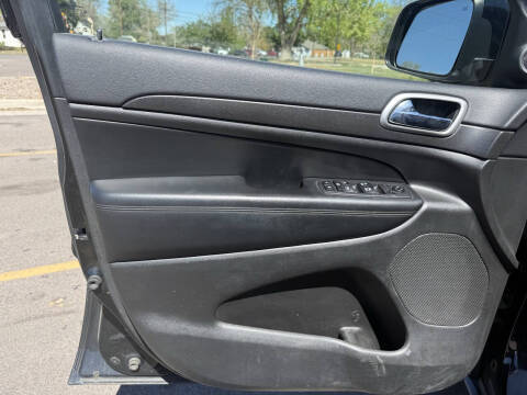 2018 Jeep Grand Cherokee Laredo E
