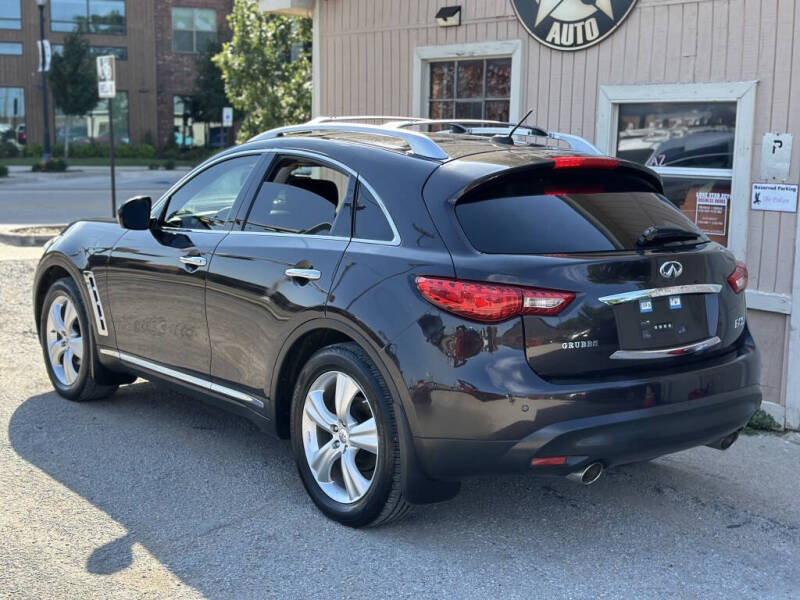 2011 Infiniti FX35