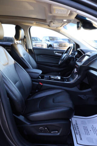 2019 Ford Edge Titanium