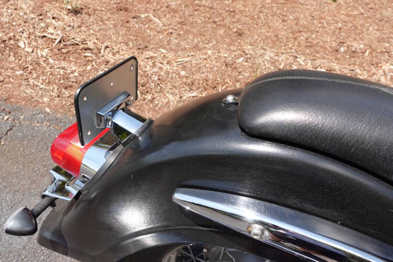 2001 Suzuki Intruder