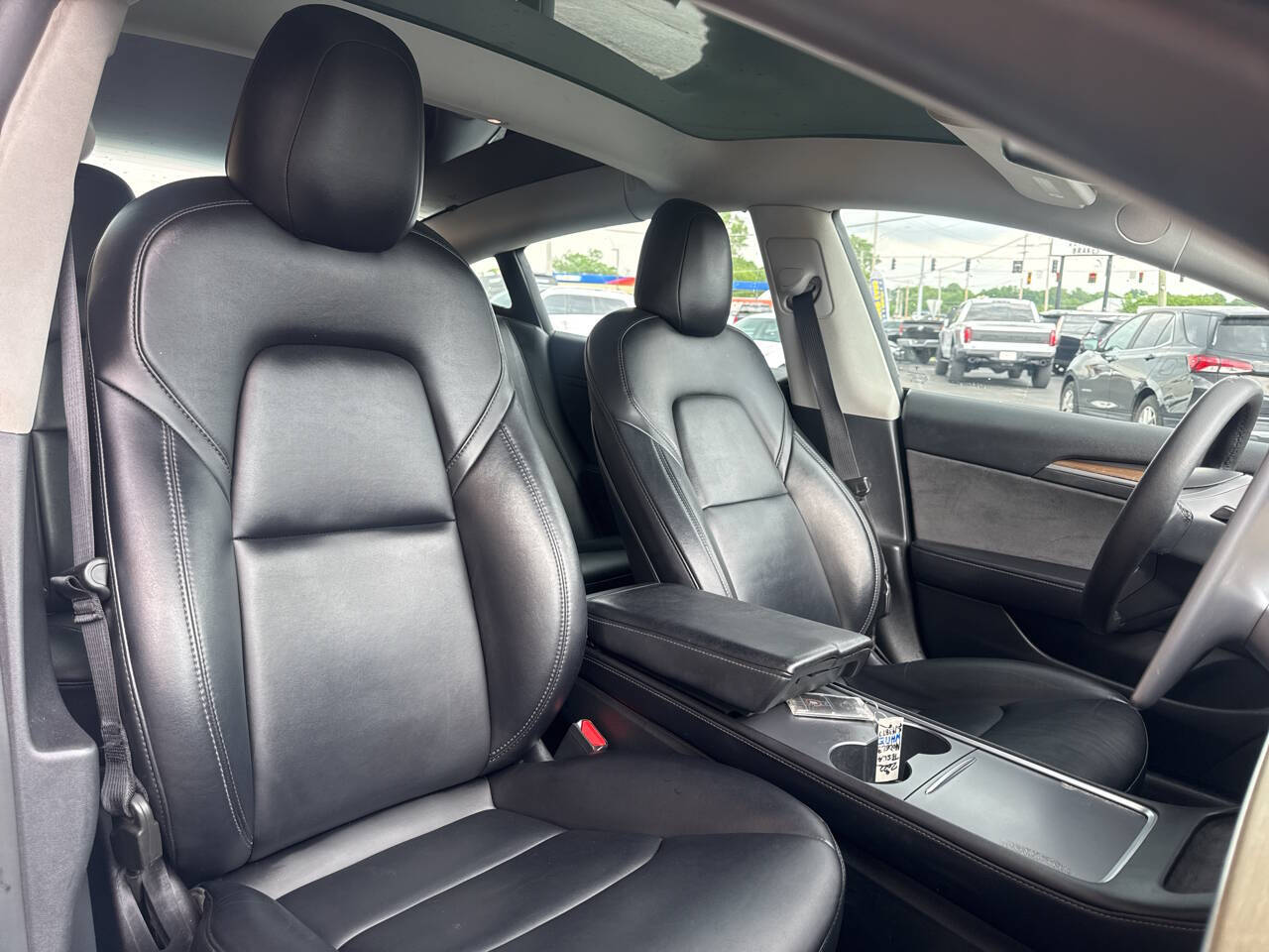 White 2022 Tesla Model 3 Base 4dr Sedan 28