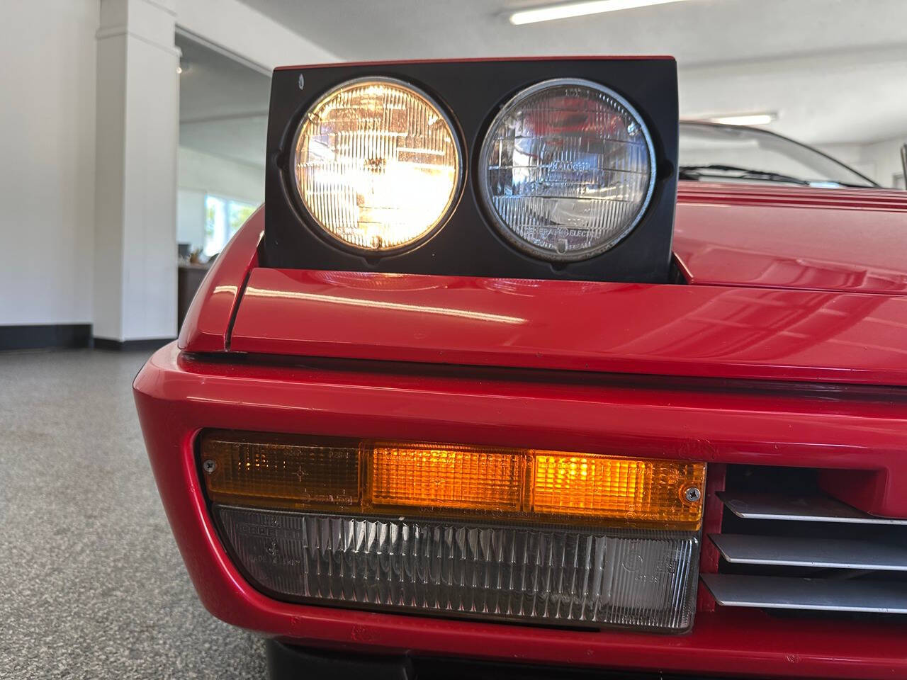 1988 Ferrari Mondial 3.2 33