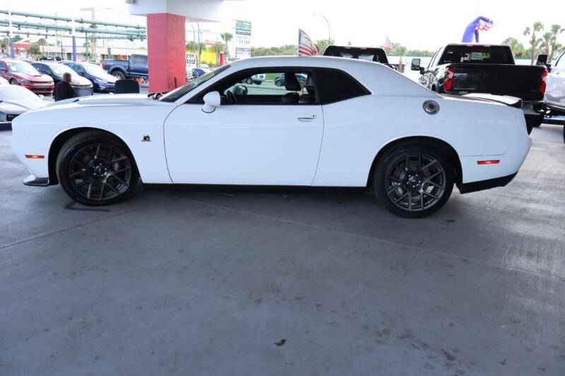 2017 Dodge Challenger