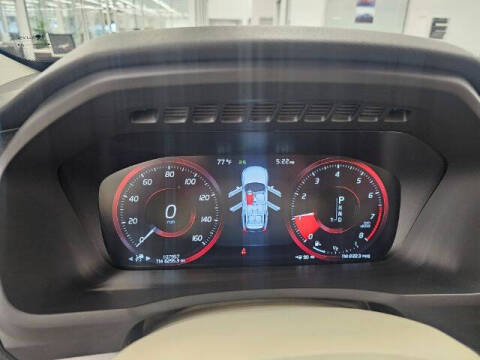 2021 Volvo XC90 T5 Momentum