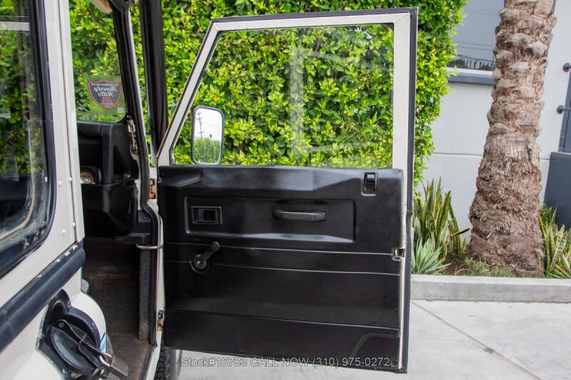 1989 Land Rover Santana