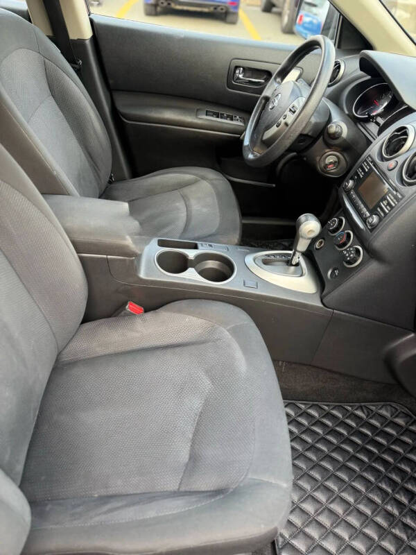 2014 Nissan Rogue Select S