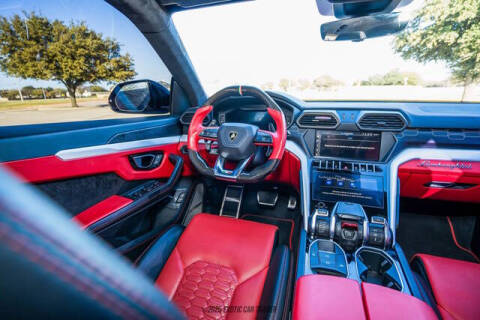 2019 Lamborghini Urus