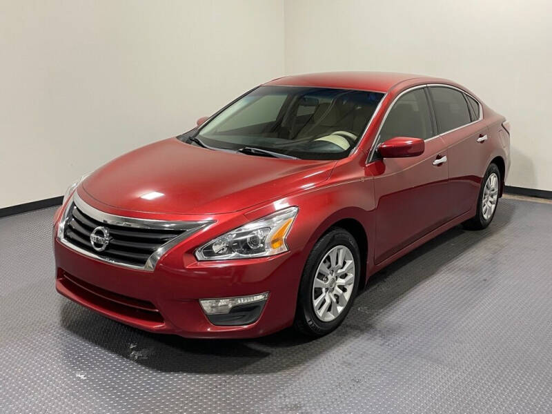 2015 Nissan Altima for sale at Cincinnati Automotive Group in Lebanon OH