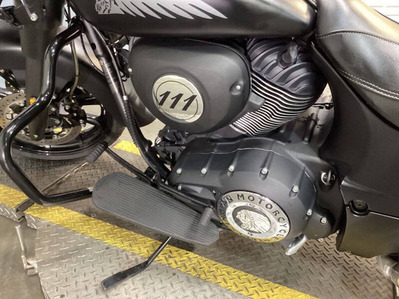 2018 Indian Springfield Dark Horse&#