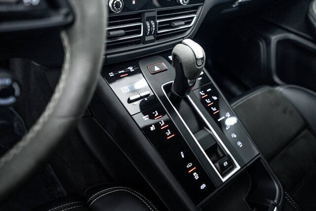2024 Porsche Macan GTS