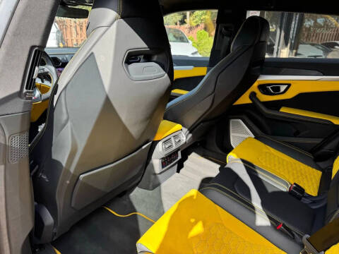 2019 Lamborghini Urus