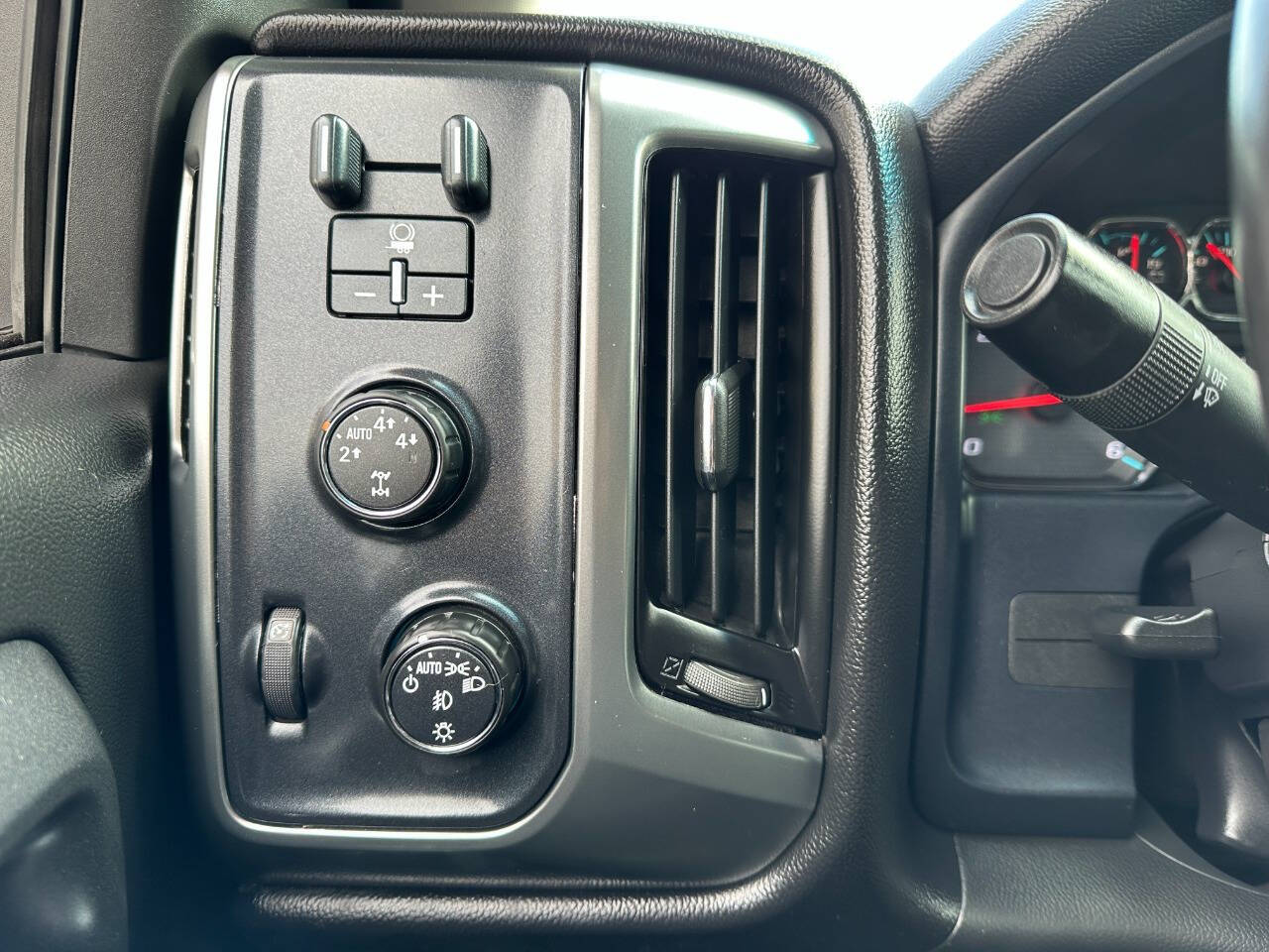 ChevroletSilverado 150049