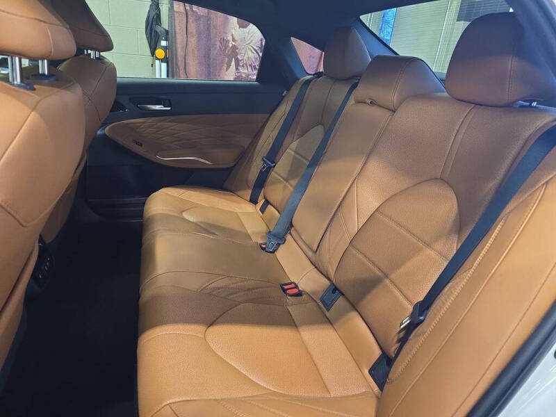 2020 Toyota Avalon Hybrid Limited