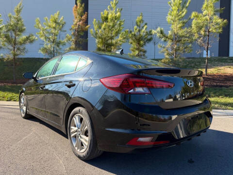 2019 Hyundai Elantra SEL