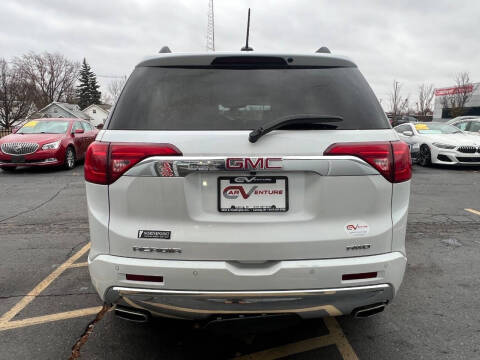 2017 GMC Acadia Denali