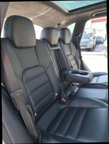 2015 Porsche Cayenne Turbo